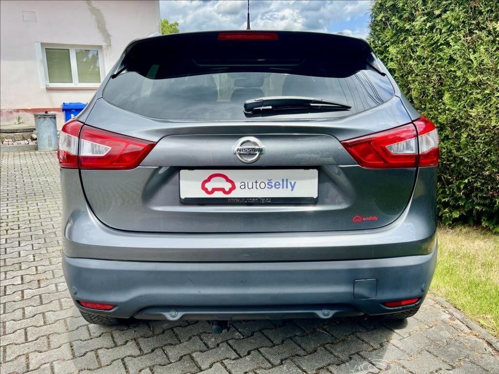 Nissan Qashqai SUV / Terénní 1,6 l 96 kw