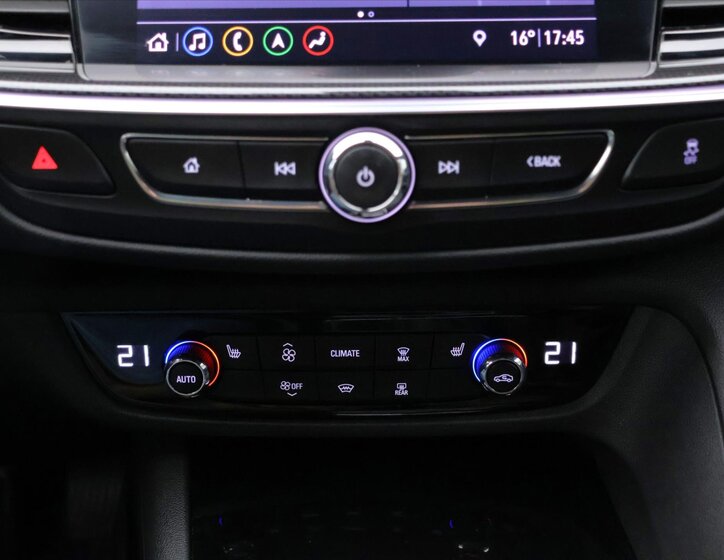 Opel Insignia Kombi 2,0 l 128 kw