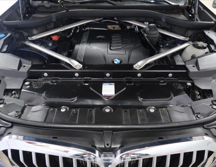 BMW X5 Kombi 3,0 l 245 kw