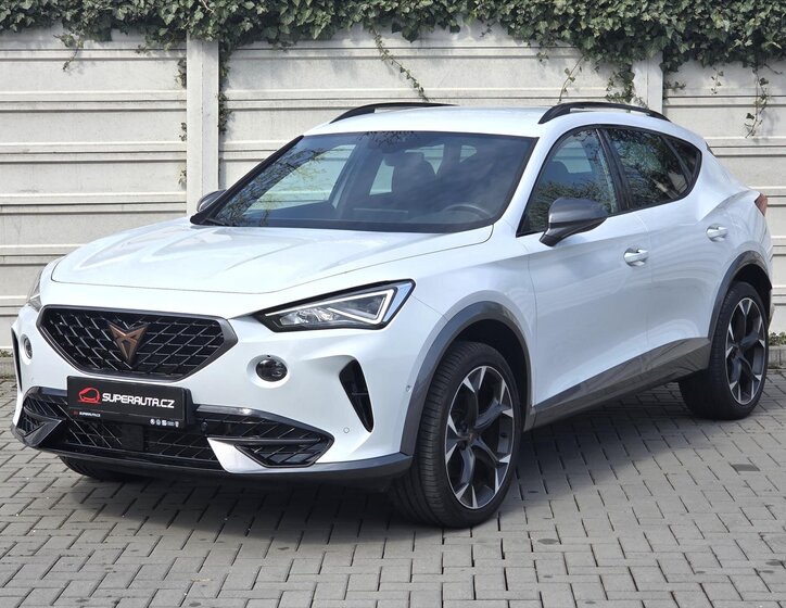 Cupra Formentor SUV / Terénní 2,0 l 140 kw