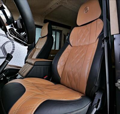 Land Rover Defender 12