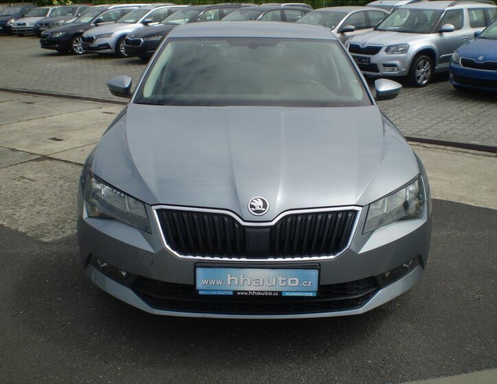 Škoda Superb Sedan 1,4 l 110 kw