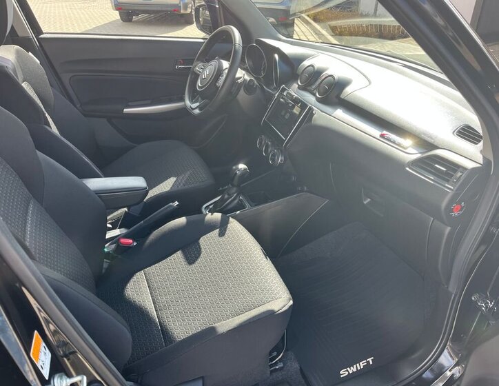 Suzuki Swift Hatchback 1,2 l 61 kw