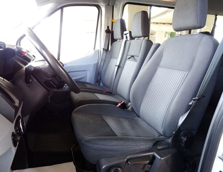 Ford Transit 22