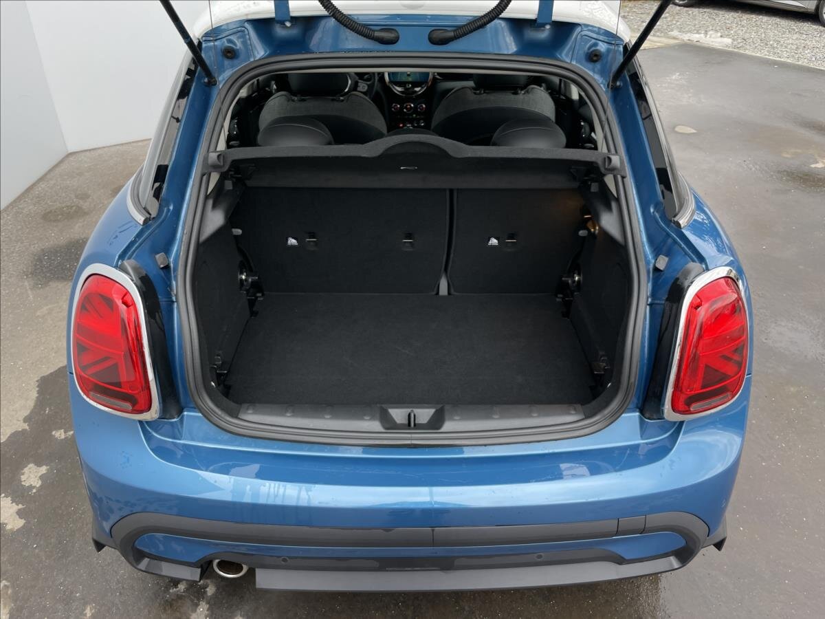 Mini Cooper Hatchback 1,5 l 100 kw