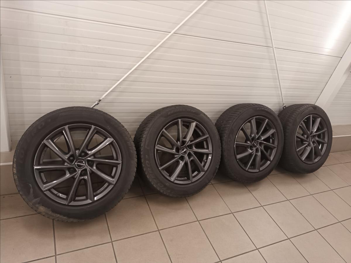 Mercedes-Benz Třídy E Kombi 3,0 l 190 kw