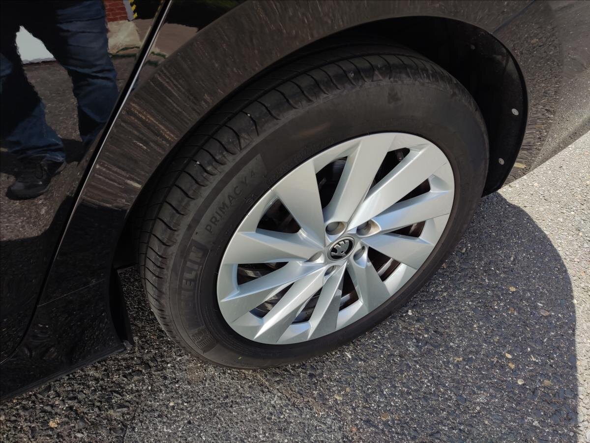 Škoda Octavia Liftback 2,0 l 85 kw