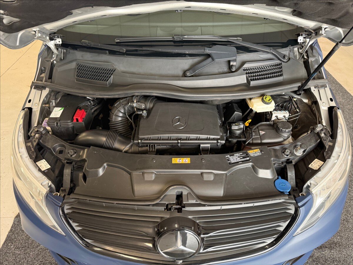 Mercedes-Benz Třídy V MPV 2,1 l 140 kw