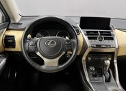 Lexus NX 300h 5