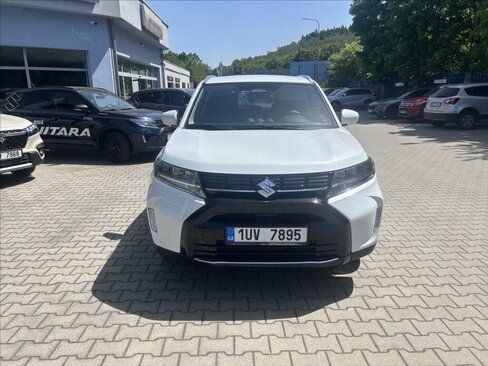 Suzuki Vitara SUV / Terénní 1,5 l 75 kw