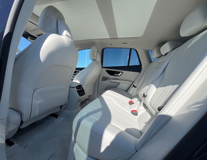 Mercedes-Benz EQE 28