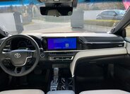 Toyota Camry Sedan / Limuzína 2,5 l 137 kw