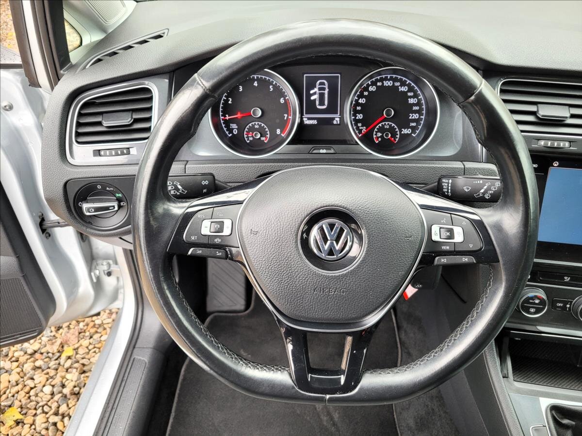 Volkswagen Golf Kombi 999,0 85 kw