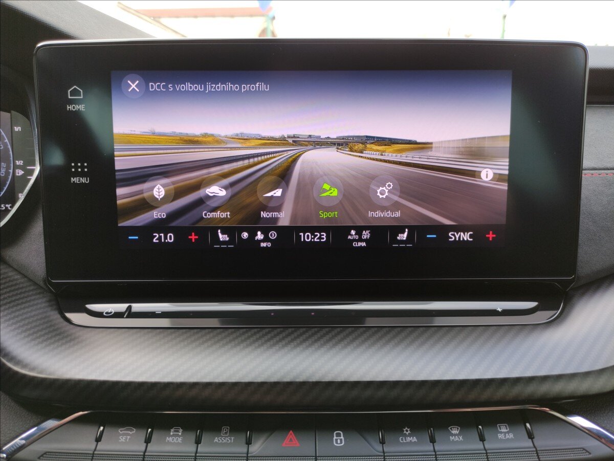 Škoda Octavia Sedan / Limuzína 2,0 l 180 kw