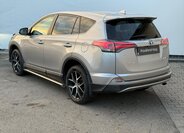 Toyota RAV4 SUV 2,5 l 114 kw