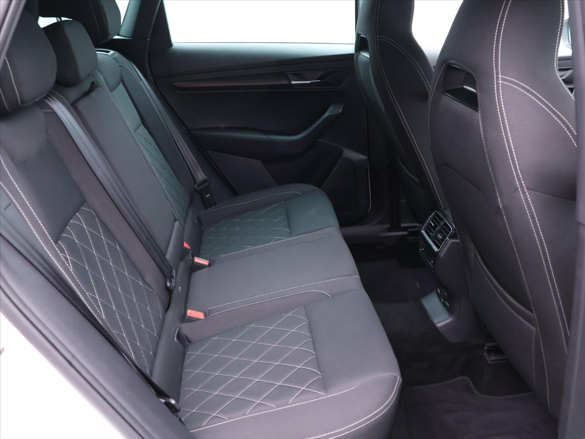 Škoda Karoq SUV 2,0 l 140 kw