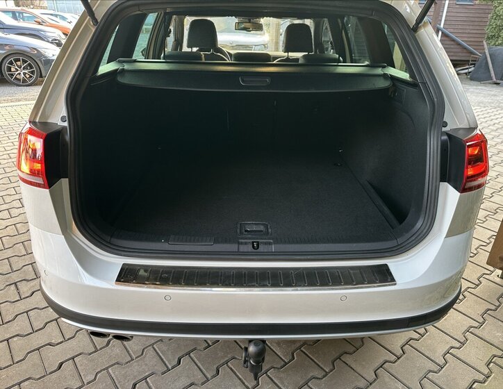 Volkswagen Golf Kombi 2,0 l 135 kw