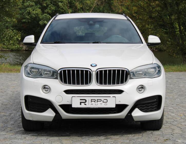 BMW X6 8