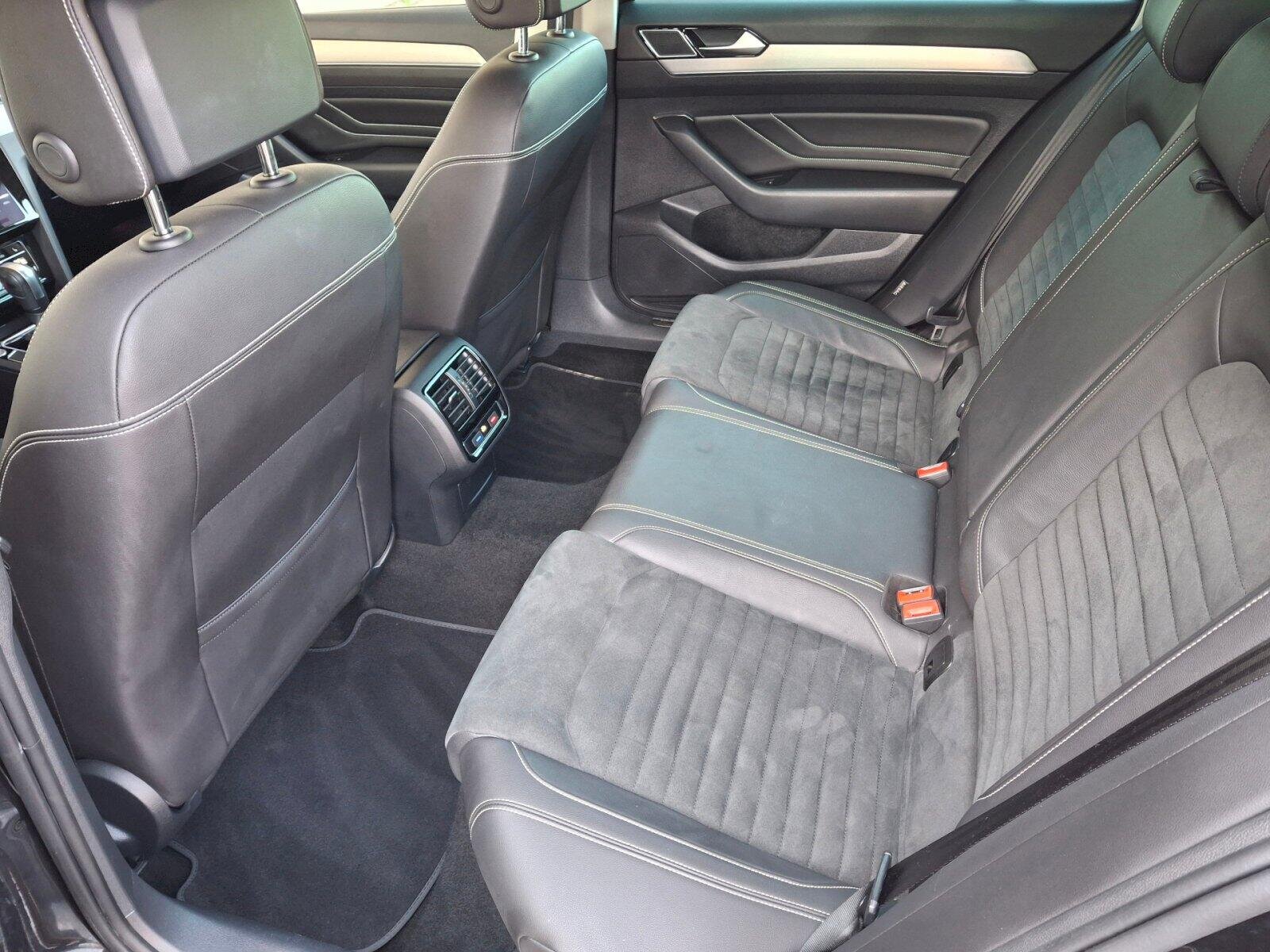 Volkswagen Passat Kombi 1,5 l 110 kw