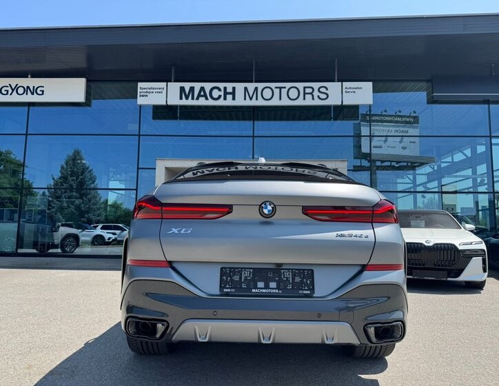 BMW X6 SUV / Terénní 4,4 l 210 kw