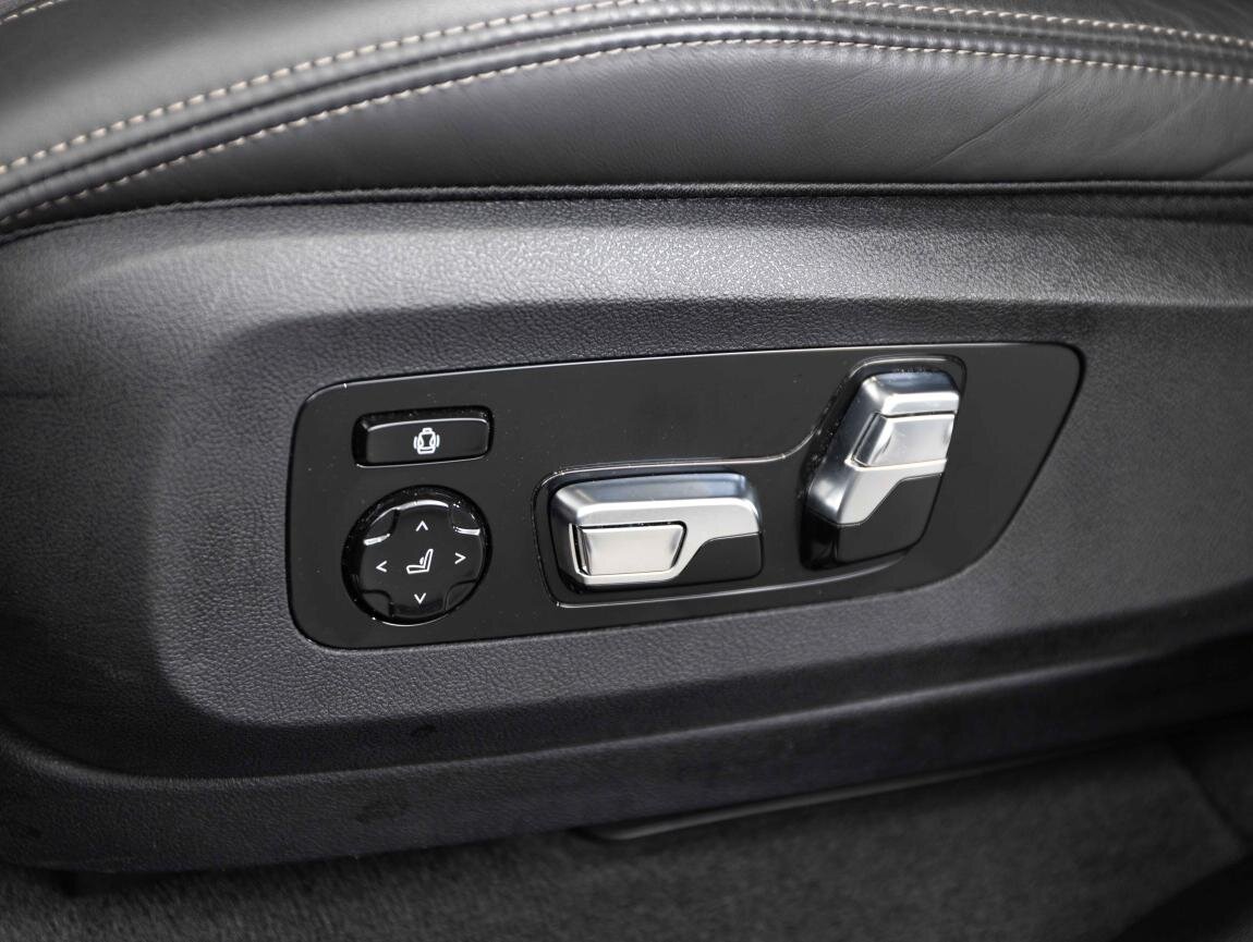 BMW X5 SUV / Terénní 3,0 l 259 kw