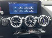 Mercedes-Benz GLA 13