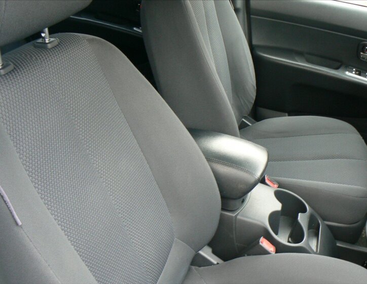 KIA Carens Hatchback 1,6 l 94 kw