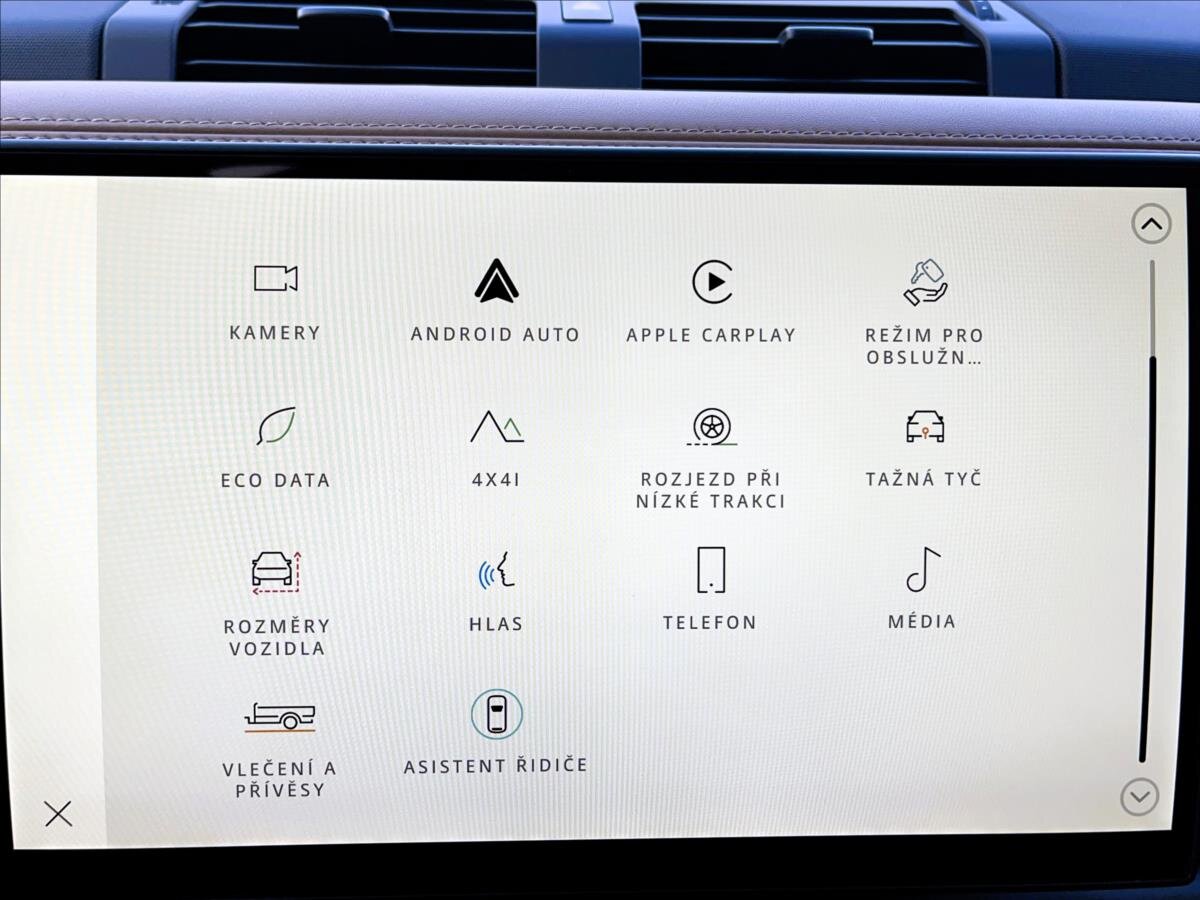 Land Rover Defender SUV / Terénní 3,0 l 257 kw