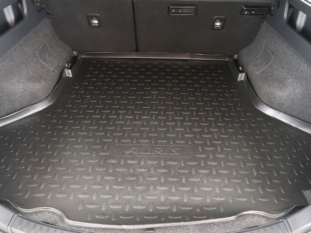 Toyota Auris Kombi 1,6 l 97 kw