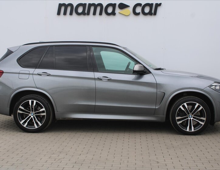 BMW X5 SUV 3,0 l 280 kw