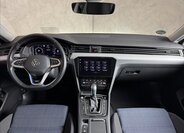 Volkswagen Passat Kombi 1,4 l 160 kw