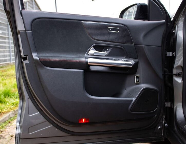 Mercedes-Benz GLA 15