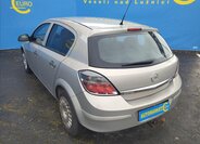 Opel Astra Hatchback 1,4 l 66 kw