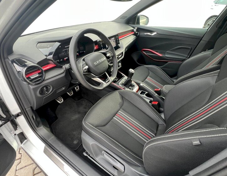 Škoda Fabia Hatchback 1,0 l 85 kw