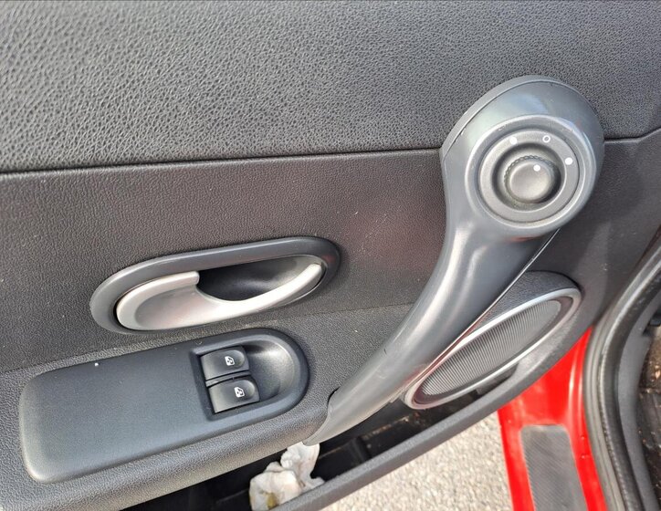 Renault Clio Kombi 1,1 l 55 kw