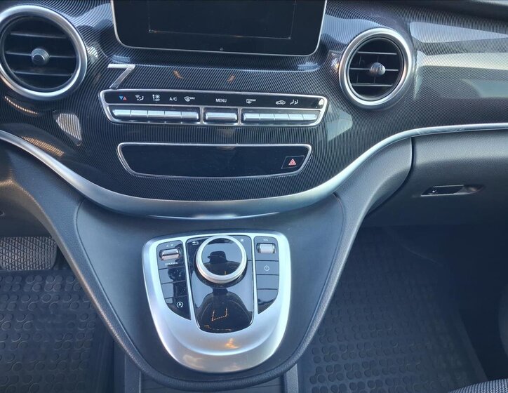 Mercedes-Benz Třídy V Kombi 2,1 l 120 kw