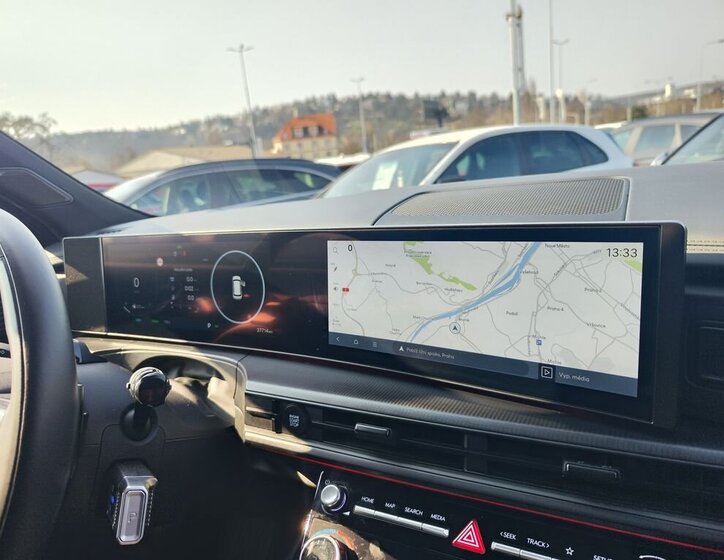 Hyundai Santa Fe SUV / Terénní 1,6 l 158 kw