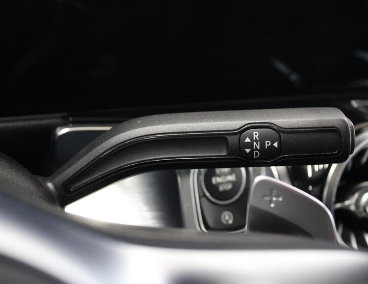 Mercedes-Benz GLB 21