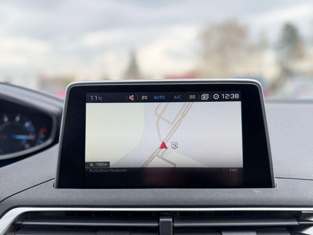 Peugeot 5008 SUV / Terénní 2,0 l 110 kw