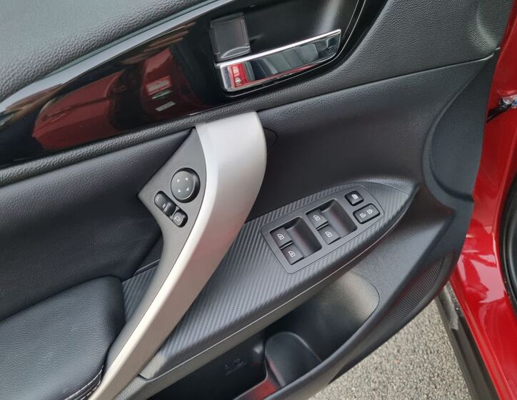 Mitsubishi Ostatní 22