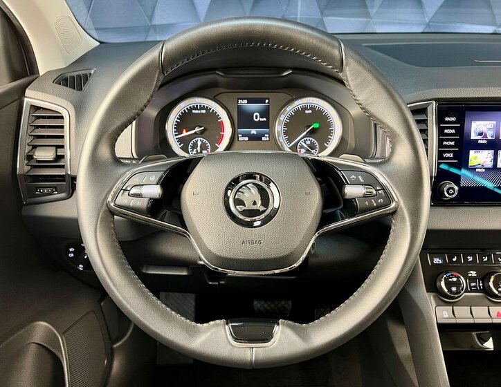 Škoda Karoq SUV / Terénní 1,5 l 110 kw