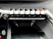 Peugeot 5008 SUV 1,5 l 96 kw