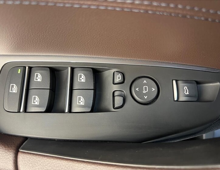 BMW X3 SUV / Terénní 2,0 l 135 kw