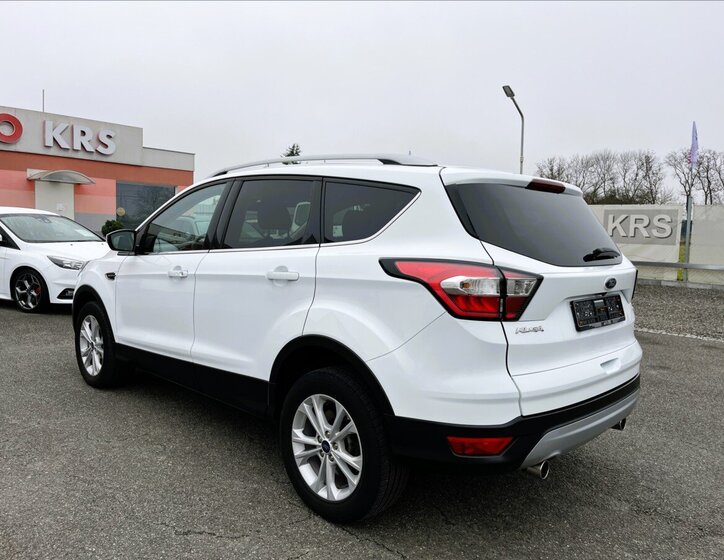 Ford Kuga Kombi 2,0 l 132 kw