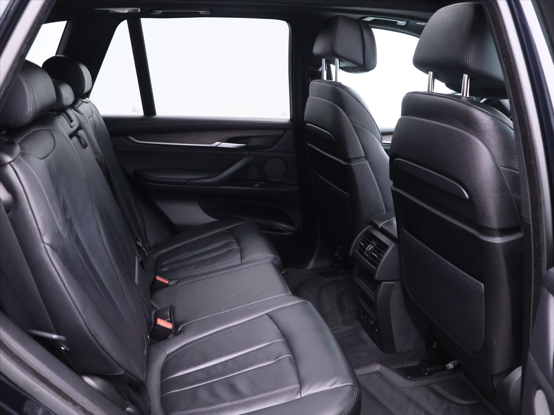 BMW X5 SUV 3,0 l 230 kw