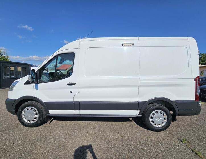 Ford Transit 8