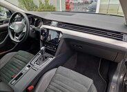 Volkswagen Passat Sedan / Limuzína 2,0 l 147 kw