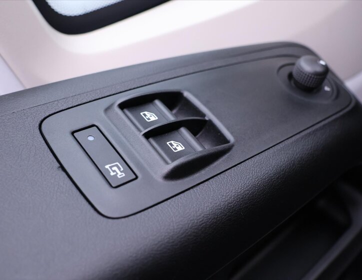 Toyota Proace Max Skříň 2,2 l 88 kw