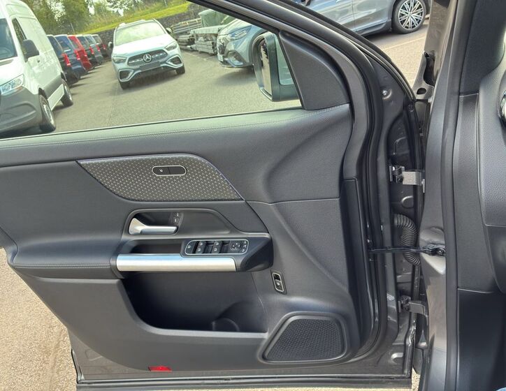 Mercedes-Benz GLA 22