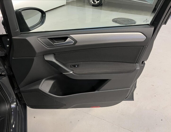 Volkswagen Touran MPV 2,0 l 110 kw